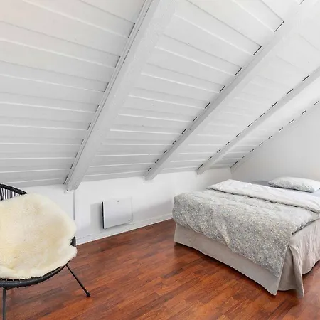 Ravnedalsveien 3 * Kristiansand